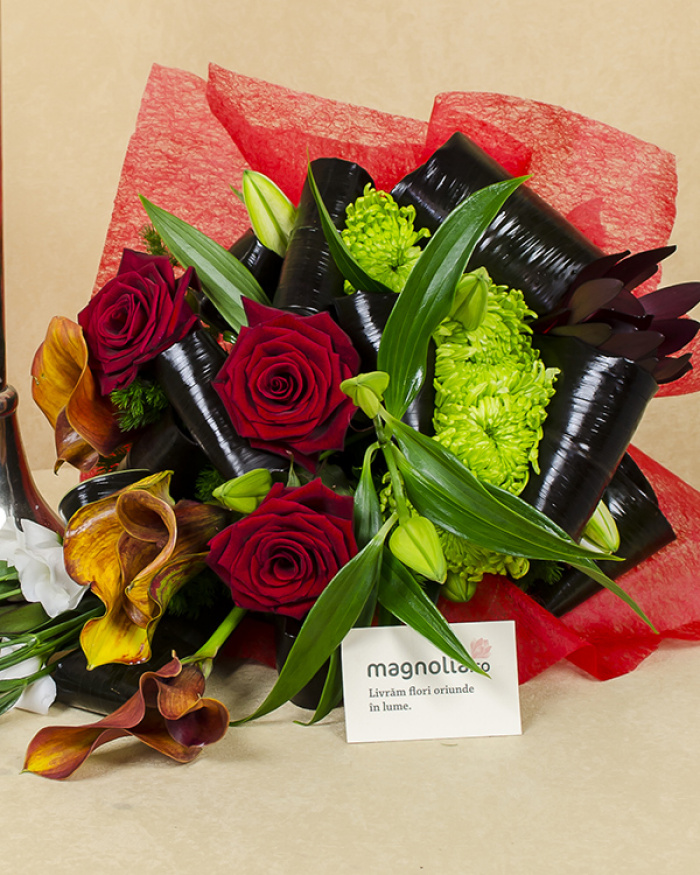 Elegant bouquet with resistant flowers – imaginea 3