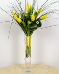 Buchet cu 7 lalele galbene – imaginea 1