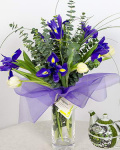Tulips and irises bouquet adorned with eucalyptus – imaginea 1