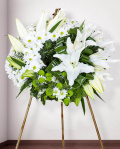 Jerbă funerară cu flori albe şi verzi – imaginea 1