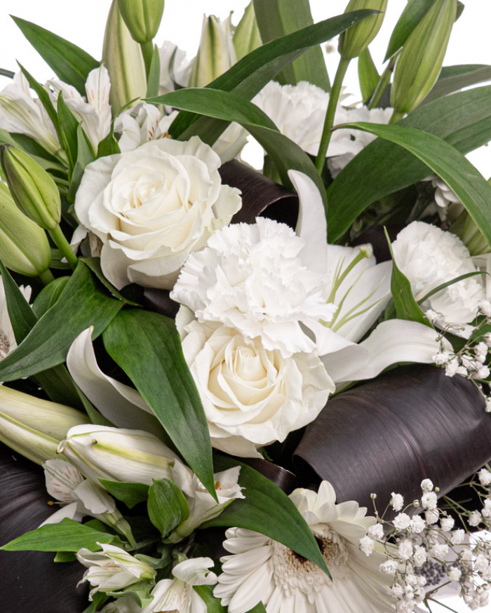 Funeral bouquet with white flowers – imaginea 2