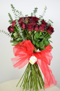 Buchet 43 trandafiri roşii – imaginea 1