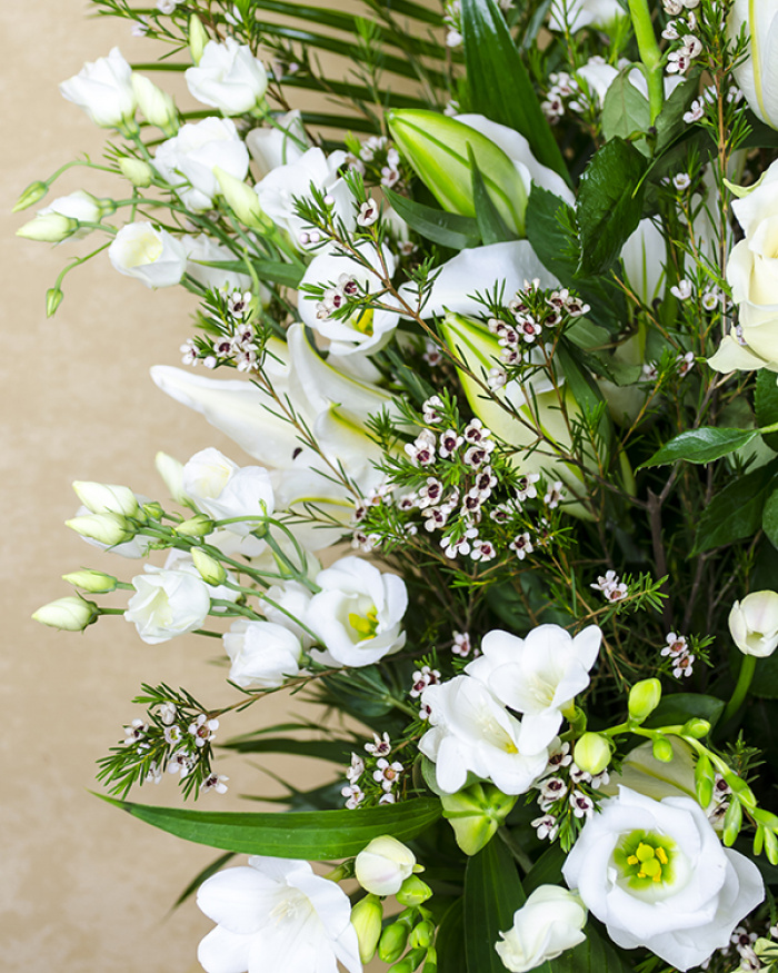 Funeral arrangement with roses, lilies and freesias – imaginea 4