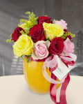 Halloween arrangement with roses – imaginea 1