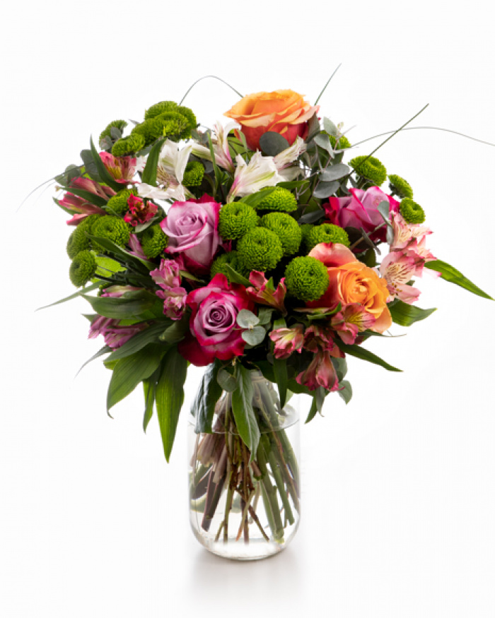 Mix bouquet with fresh flowers – the image 1