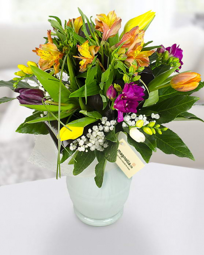 Bouquet with mix flowers – imaginea 1