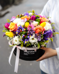 Arrangement in box with mix cut flowers – the image 3