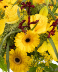 Buchet cu flori galbene – imaginea 2