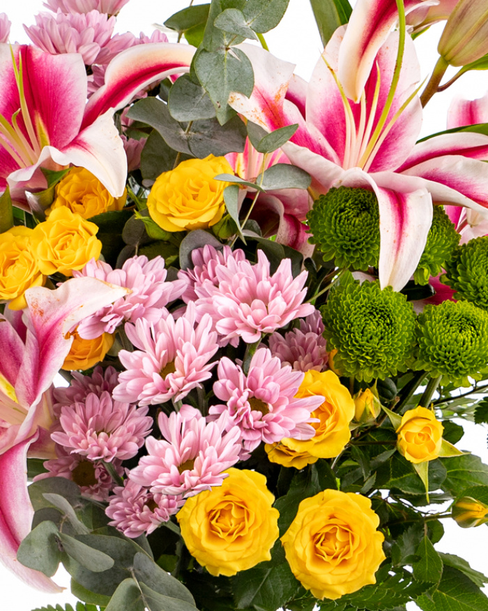 Bouquet of lilies and chrisanthemums – the image 2