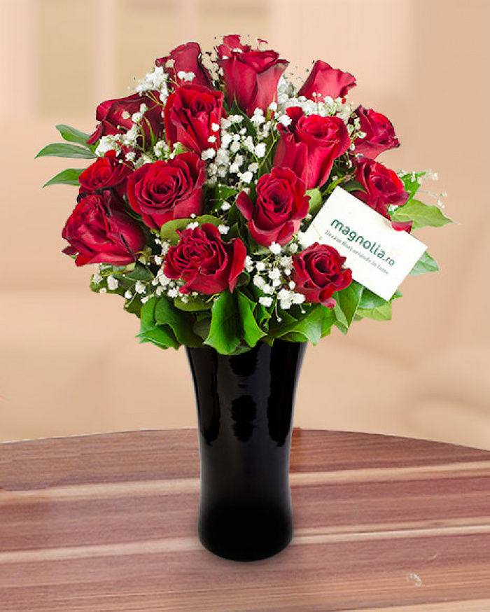 15 red roses bouquet – imaginea 1