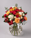 Buchet colorat cu trandafiri – imaginea 1