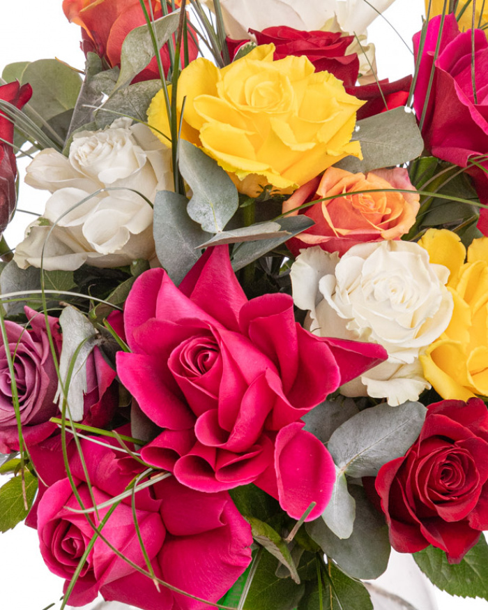 Bouquet with multicolored roses – imaginea 2