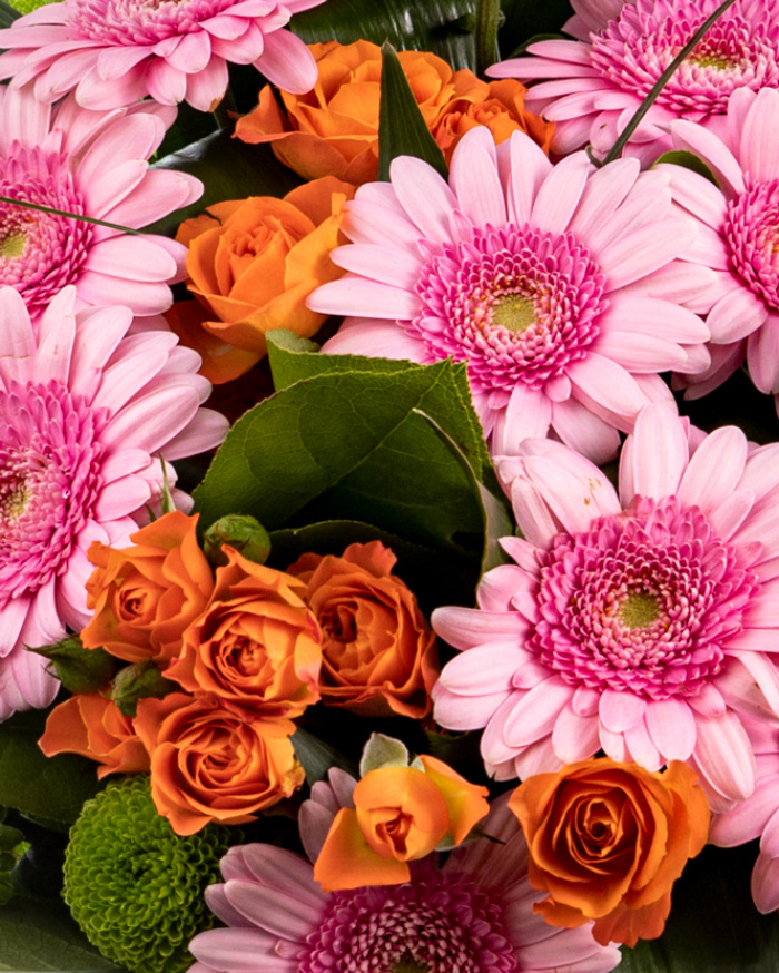 Bouquet with a multicolored flower mix – imaginea 2