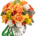 Buchet cu flori galbene şi orange
