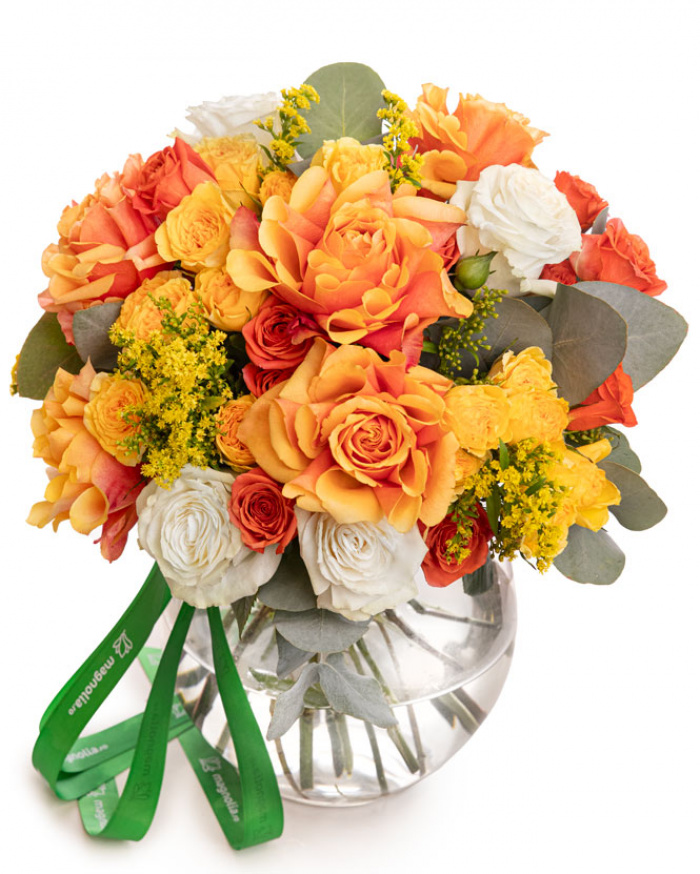 Bouquet with yellow and orange flowers – imaginea 1