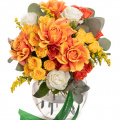 Buchet cu flori galbene şi orange