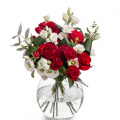 Buchet cu trandafiri, eustoma şi aspidistra