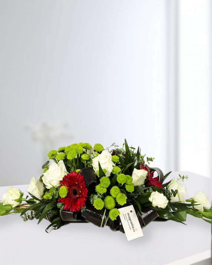 Arrangement with roses, chrysanthemums, leucadendron, gerbera – imaginea 1