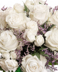 Buchet cu trandafiri albi și limonium – imaginea 2
