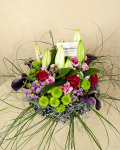 Aranjament imperial cale, crini imperiali, crizanteme, garoafe