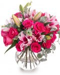Buchet trandafiri roz și crini – imaginea 1