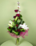 Buchet trandafiri roșii, crin imperial, garoafe, Gossypium