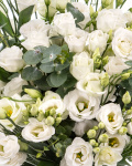 Bouquet with eustoma and eucalyptus – the image 2