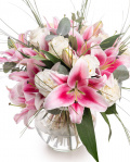 Bouquet of white roses and imperial lilies – imaginea 1