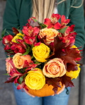 Autumn arrangement in a pumpkin – imaginea 3