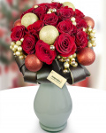Bouquet with 17 red roses and accesories – the image 1
