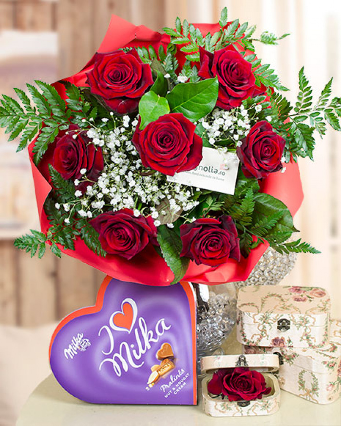 Buchet 7 trandafiri roşii cu ciocolată Milka