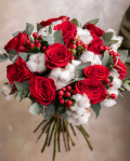 Bouquet of red roses and hypericum