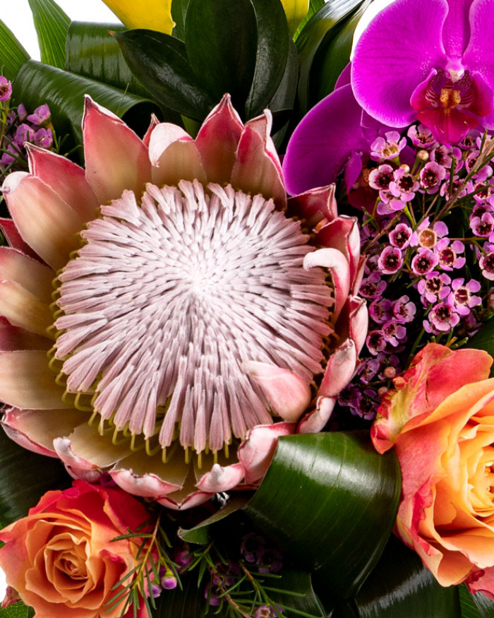 Exotic bouquet with long lasting flowers – the image 2