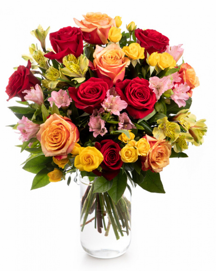 Bouquet of roses and alstroemeria – the image 1
