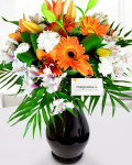 Round bouquet of sesonal flowers – imaginea 1
