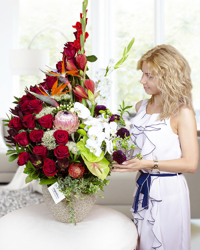 Exotic arrangement with special flowers – imaginea 1
