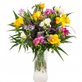 Buchet cu frezii colorate