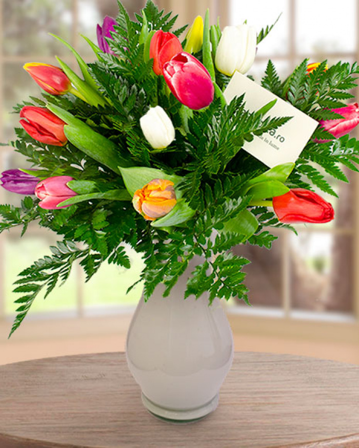 Buchet 15 lalele colorate – imaginea 1