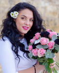 Buchet de trandafiri negri şi roz – imaginea 2