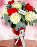 Buchet trandafiri albi si inimi – imaginea 1