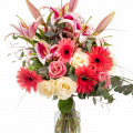 Buchet cu gerbera, crini si trandafiri