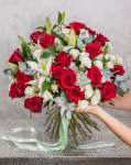 Buchet de lux cu crini şi trandafiri – imaginea 3