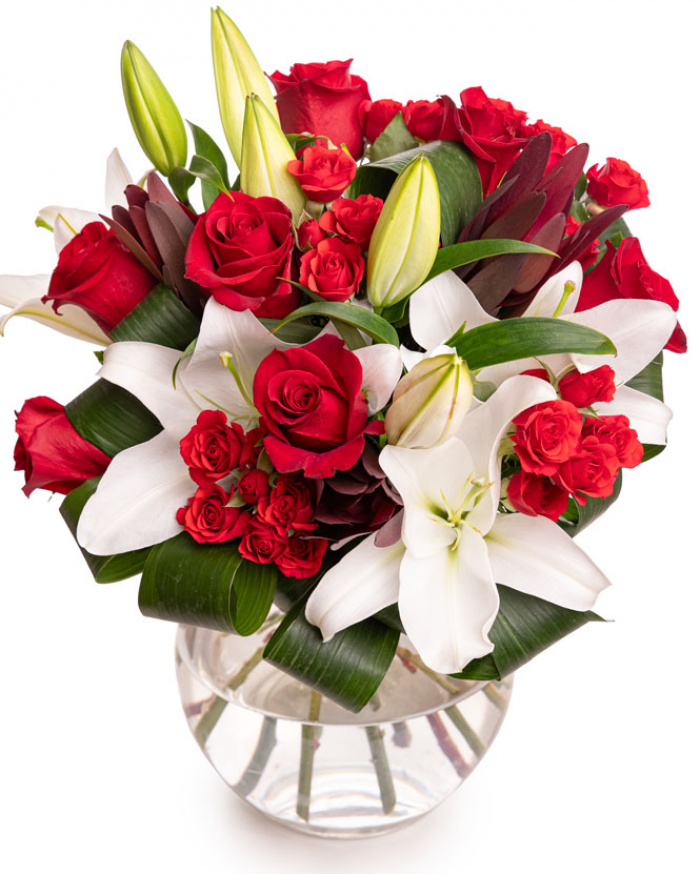 Roses and lilies bouquet – imaginea 1