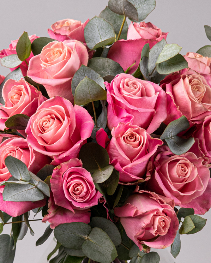 Bouquet of 17 pink roses – the image 2