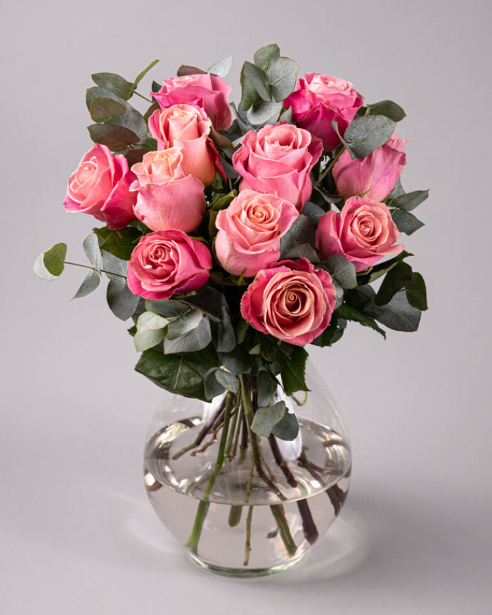 Bouquet of 11 pink roses – imaginea 1