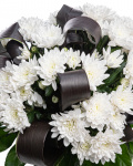Funeral bouquet of white flowers – the image 2