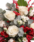 Buchet de iarnă cu eustoma și trandafiri – imaginea 2