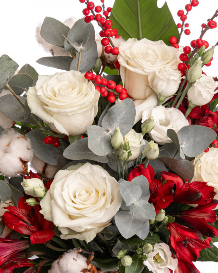 Buchet de iarnă cu eustoma și trandafiri – imaginea 2