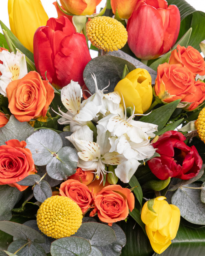 Colorful Spring flowers bouquet – imaginea 2