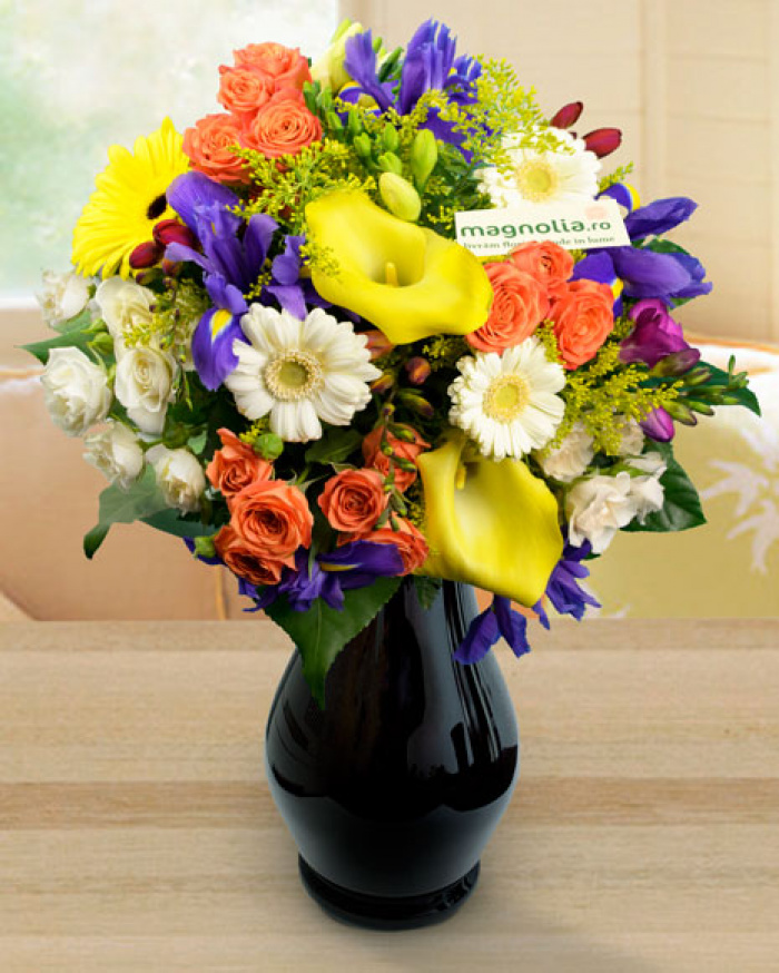 Buchet cu cale, irisi si frezii – imaginea 1